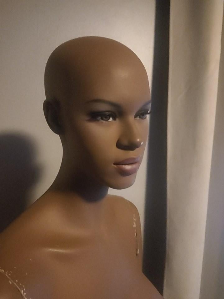 Oude paspop, op glazen voet., persoonlijk ophalen, Diversen, Ophalen