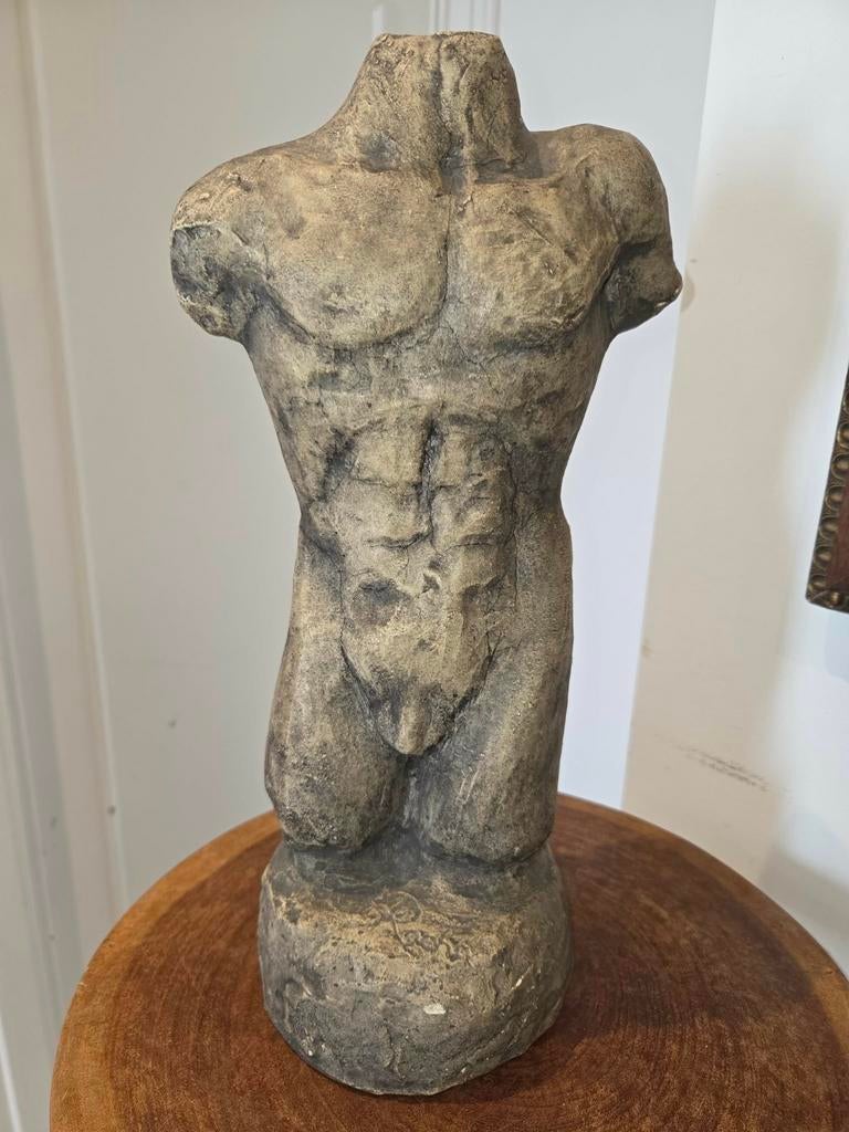 Sculpture de torse d'homme — style grec, signée, Maison & Meubles, Enlèvement ou Envoi