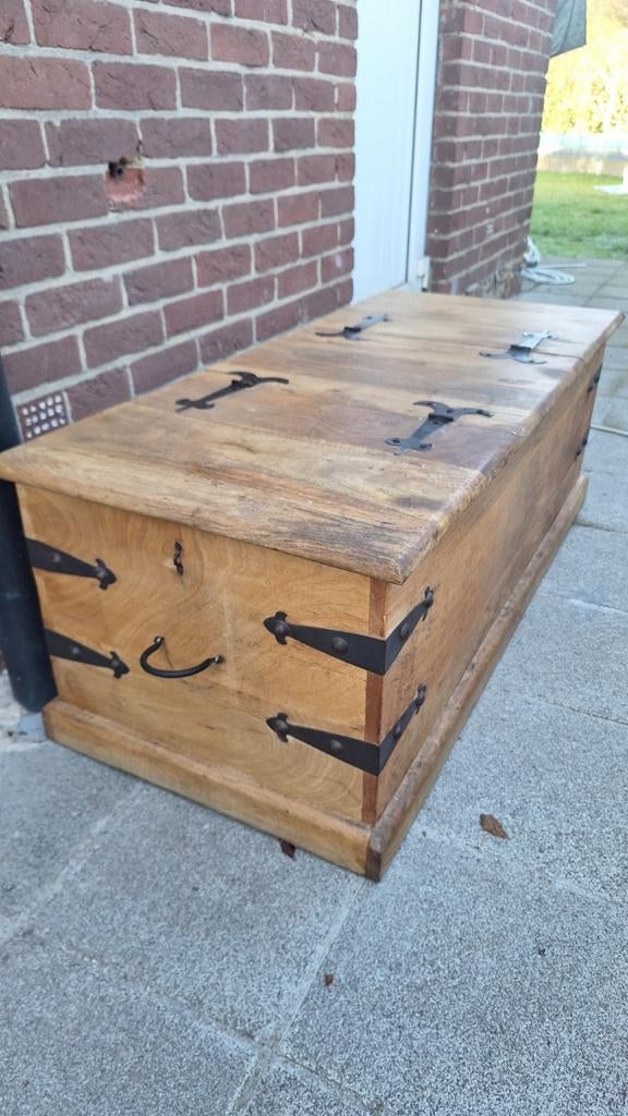 Table de salon  avec coffre de rangement, Maison & Meubles, Chêne