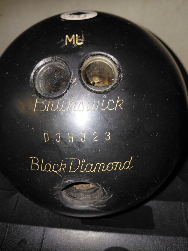 2 bowlingballen te koop ., Sport en Fitness, Bowlen, Ophalen