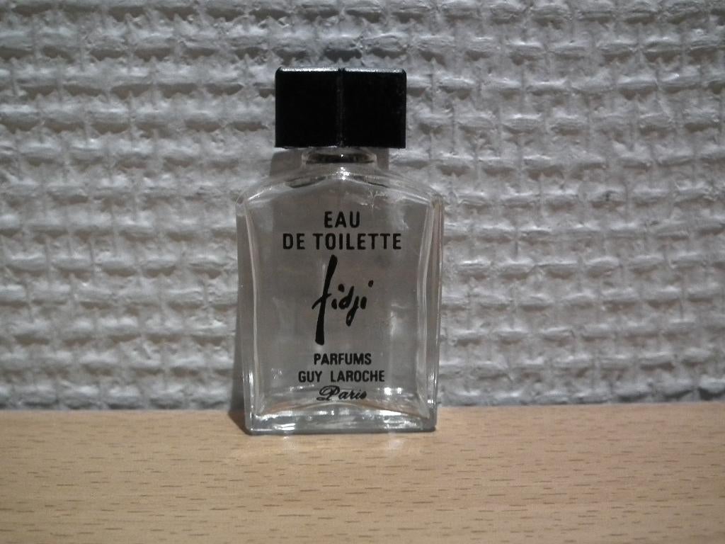 Guy Laroche Fiji Eau de Toilette (lege miniatuur), Verzenden, Gebruikt, Miniatuur