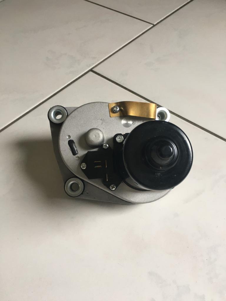 Te koop ruitenwisser motor Dodge w200 d200 b100 ramcharger, Ophalen of Verzenden, Nieuw, Amerikaanse onderdelen
