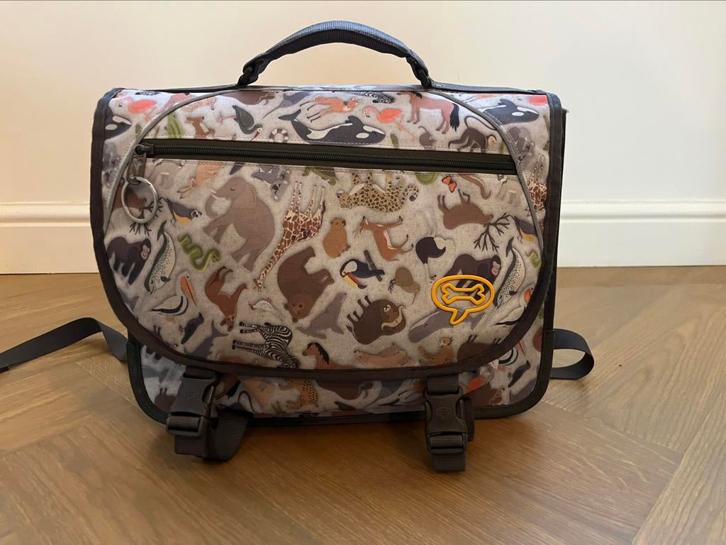 Stones & bones boekentas lagere school, Ophalen, Gebruikt