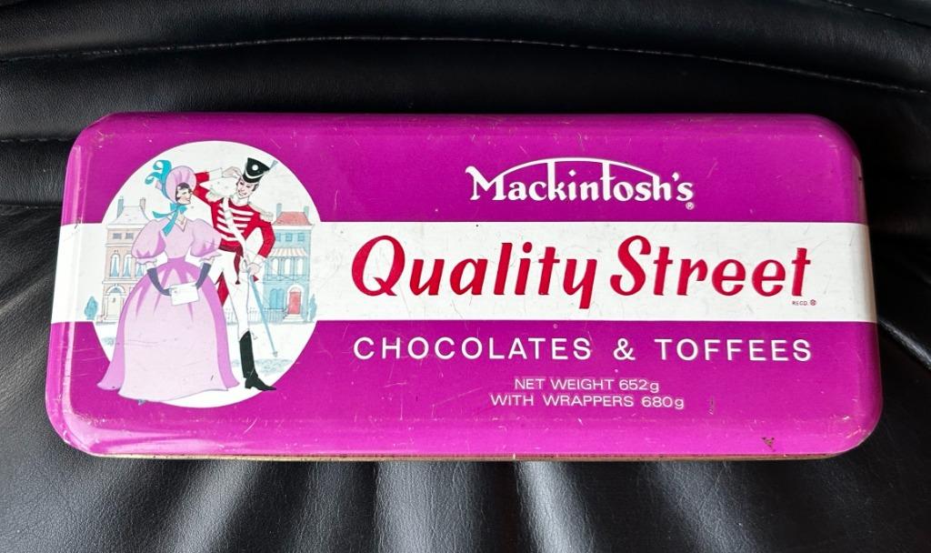 Boîte en fer blanc Quality Street Mackintosh, Collections, Enlèvement ou Envoi, Utilisé, Autre, Autres marques