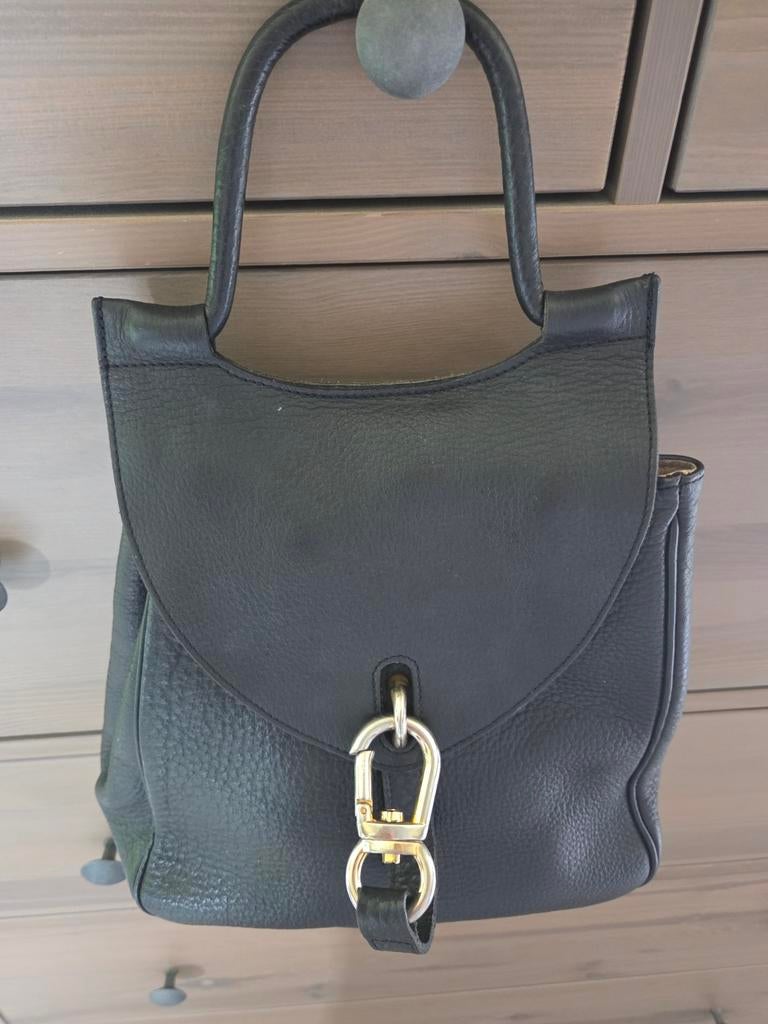 Handtas in leer, Handtassen en Accessoires, Tassen | Damestassen, Ophalen of Verzenden, Zwart, Handtas