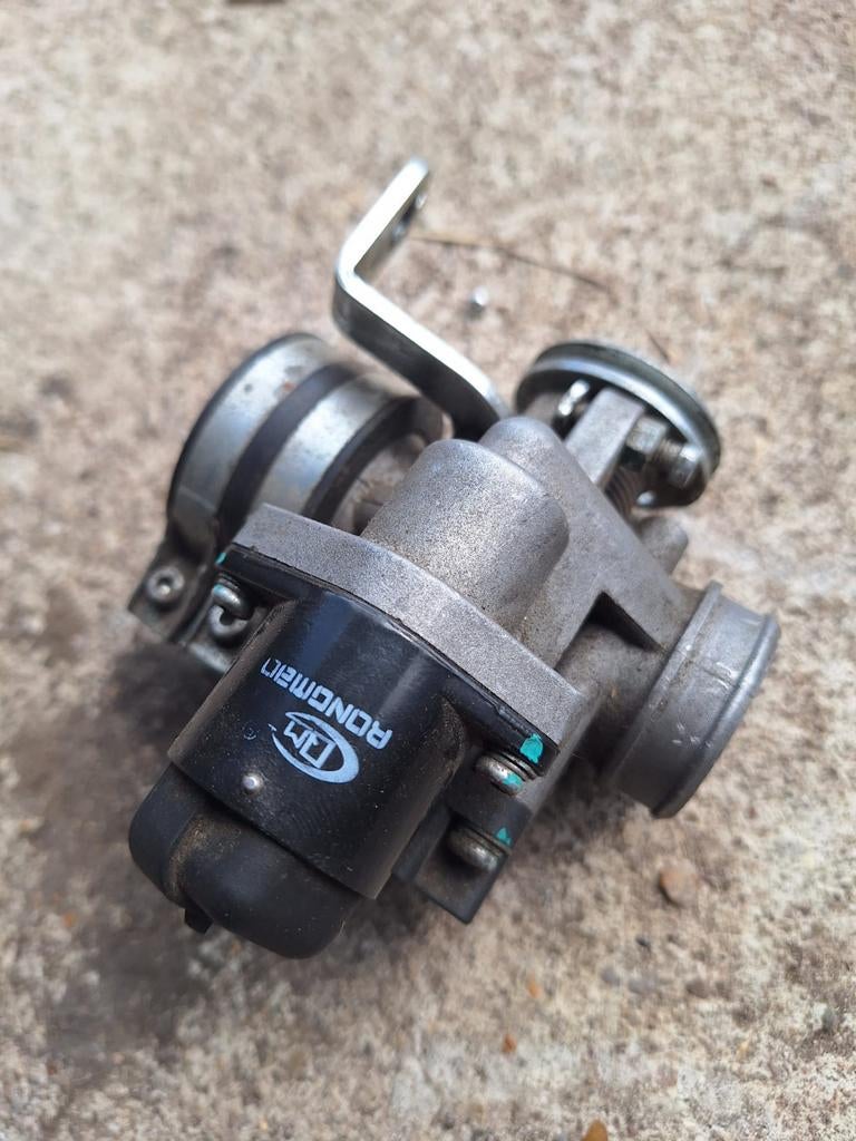 Gasklephuis 50cc scooter neco 4 takt euro 5, Fietsen en Brommers, Brommeronderdelen | Algemeen, Ophalen of Verzenden