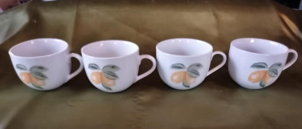 Lot de différentes tasses., Keramiek, Ophalen of Verzenden, Zo goed als nieuw, Overige stijlen