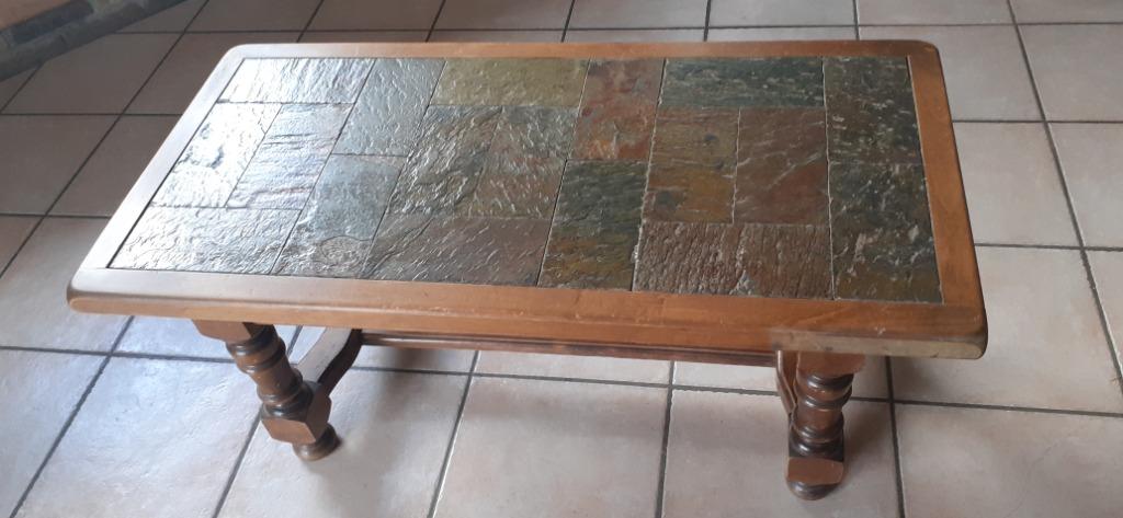 Petite table basse carrelée, Antiek en Kunst, Antiek | Meubels | Tafels, Ophalen of Verzenden