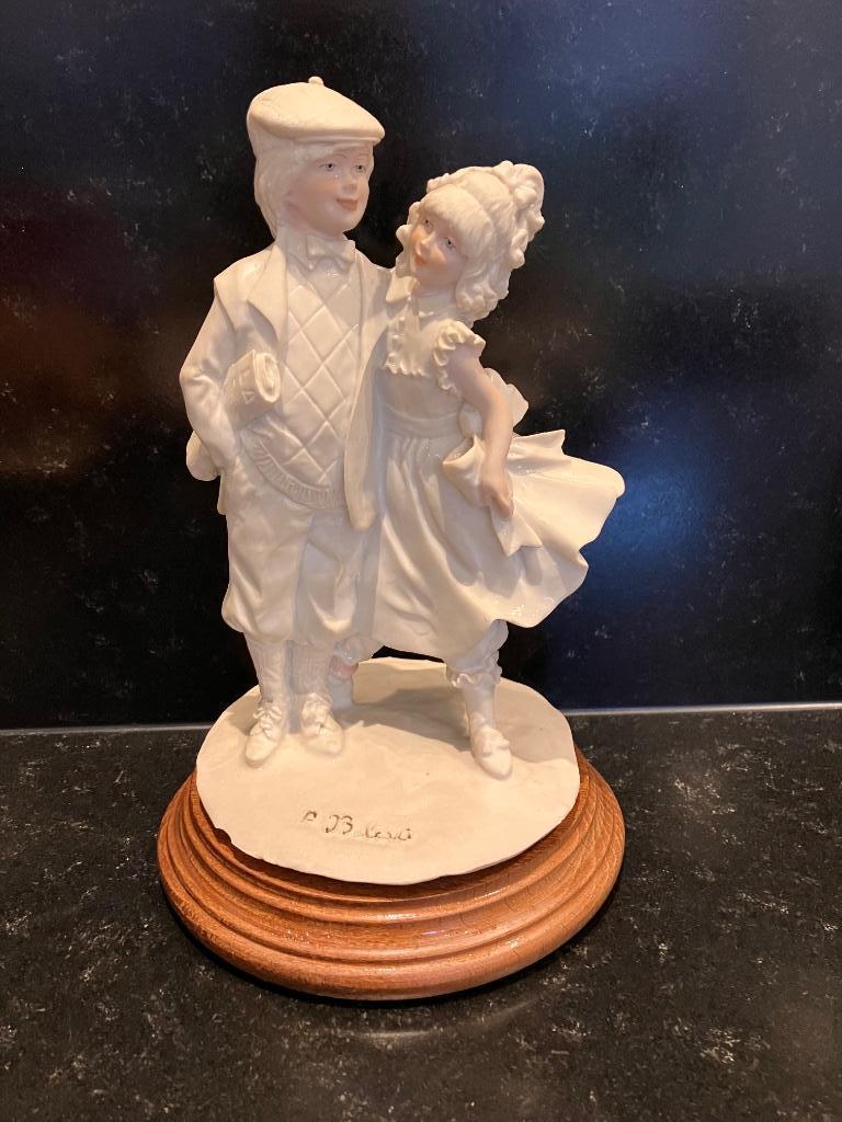 Italiaans porseleinen beeldje:A.Belcari, Antiquités & Art, Enlèvement