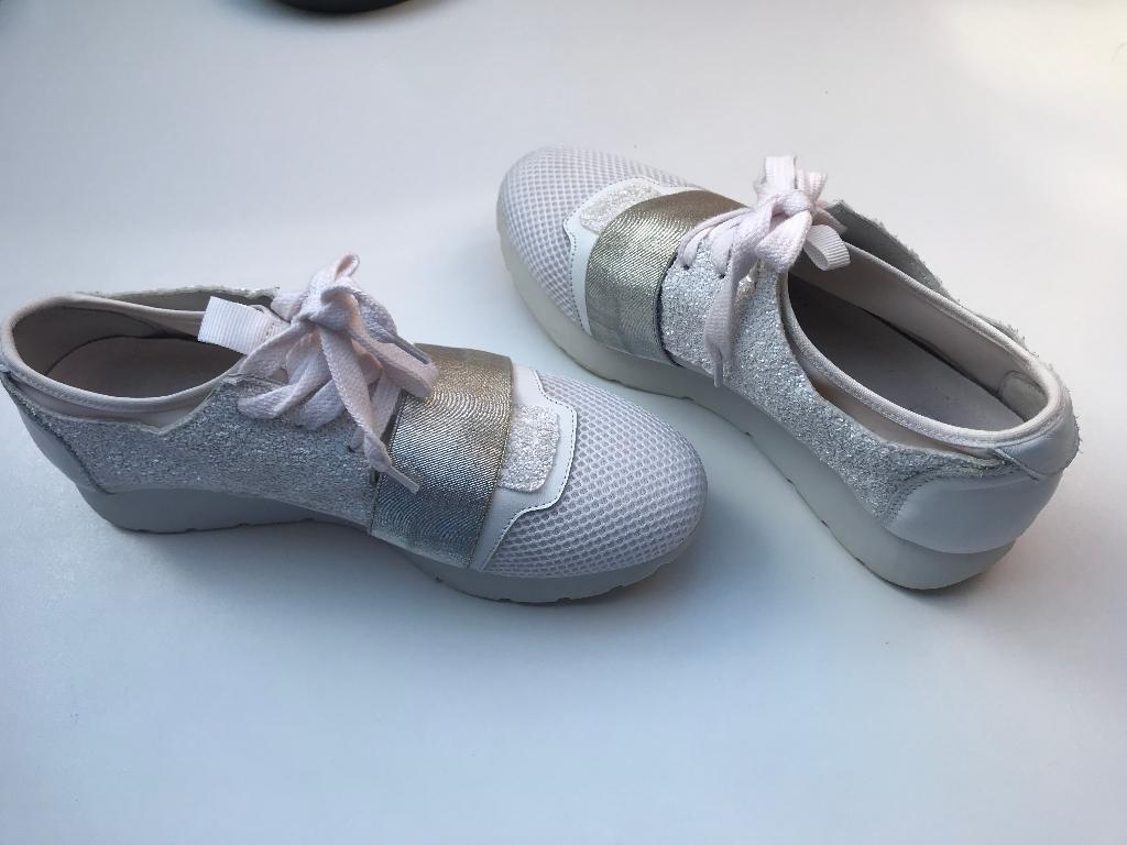 Tango witte P40 sneakers in uitstekende staat, Wit, Ophalen of Verzenden, Sneakers, Gedragen