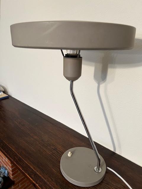Vintage 'Louis Kalff' Philips bureaulamp Romeo, Antiek en Kunst, Antiek | Verlichting, Ophalen