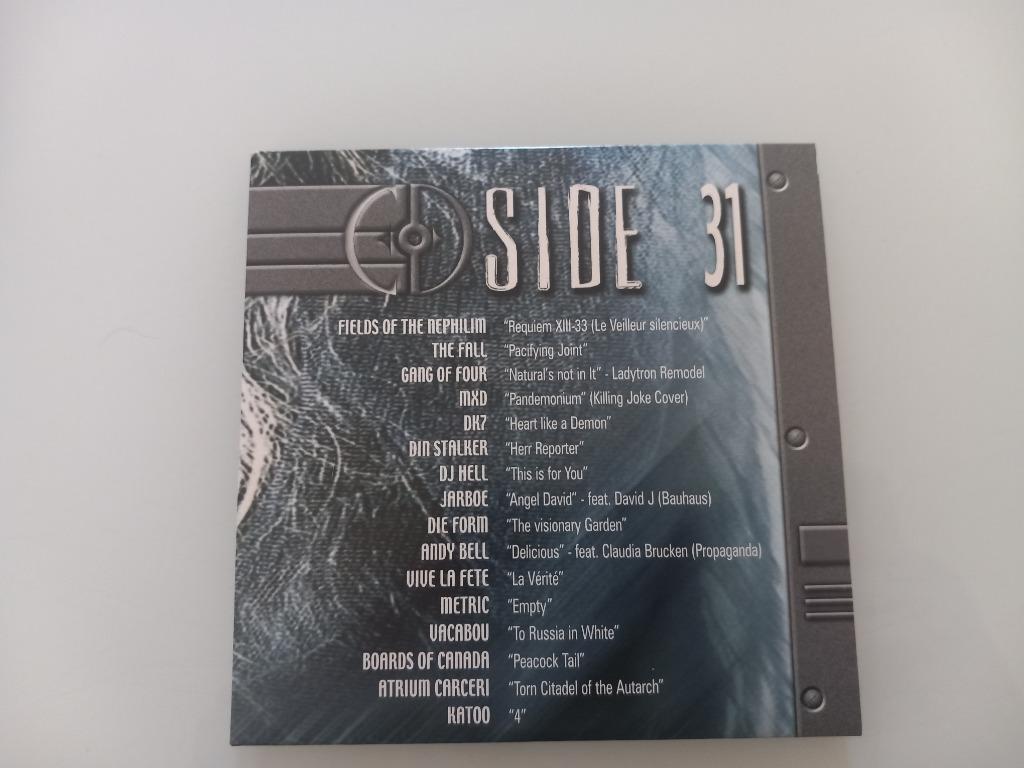 CD D-Side 31 Gothic Rock Darkwave New Wave EBM Electro, Ophalen of Verzenden, Zo goed als nieuw, Alternative