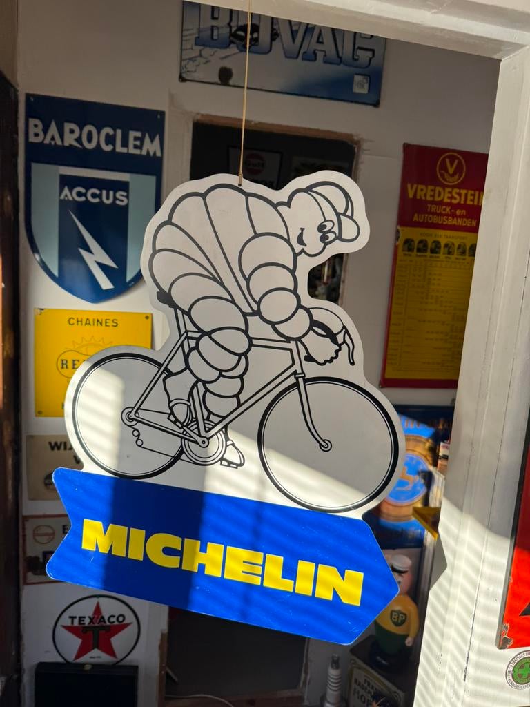 Panneau d'affichage vintage pour pneus de vélo Michelin, Collections, Enlèvement ou Envoi, Comme neuf, Panneau publicitaire