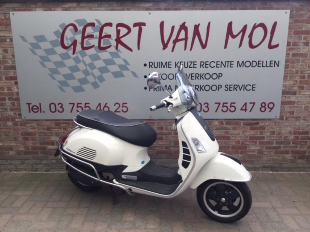 Vespa GTS 125 super, 2010, Scooter, Bedrijf, 125 cc, 11 kW of minder