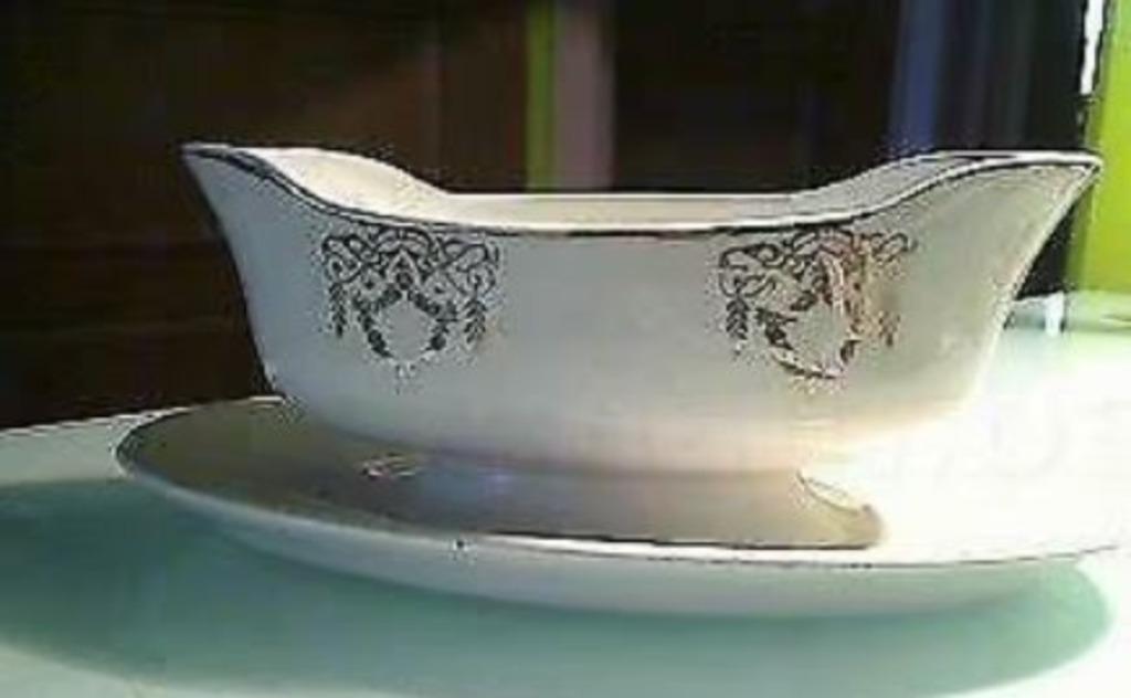 Oude sausboot van Nimy, Antiek en Kunst, Ophalen of Verzenden