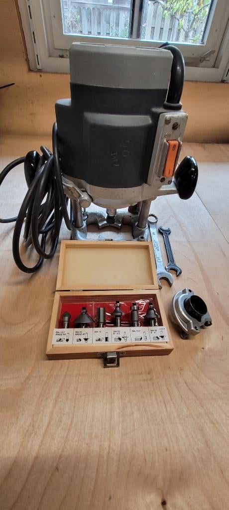 Elu Mof 31 1200 W bovenfrees incl verzendkosten, Doe-het-zelf en Bouw, Gereedschap | Freesmachines, Gebruikt, Verzenden, Bovenfrees