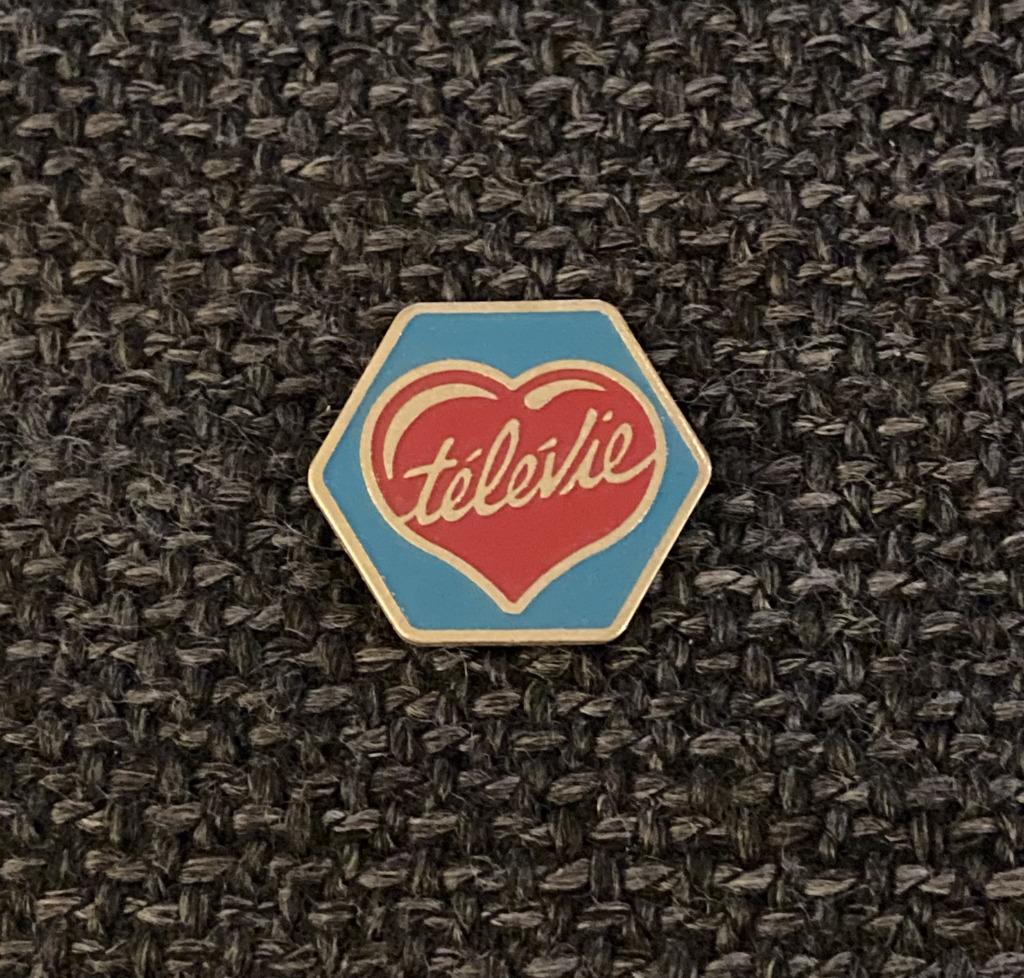 PIN - TELEVIE, Envoi, Utilisé, Autres sujets/thèmes, Insigne ou Pin's