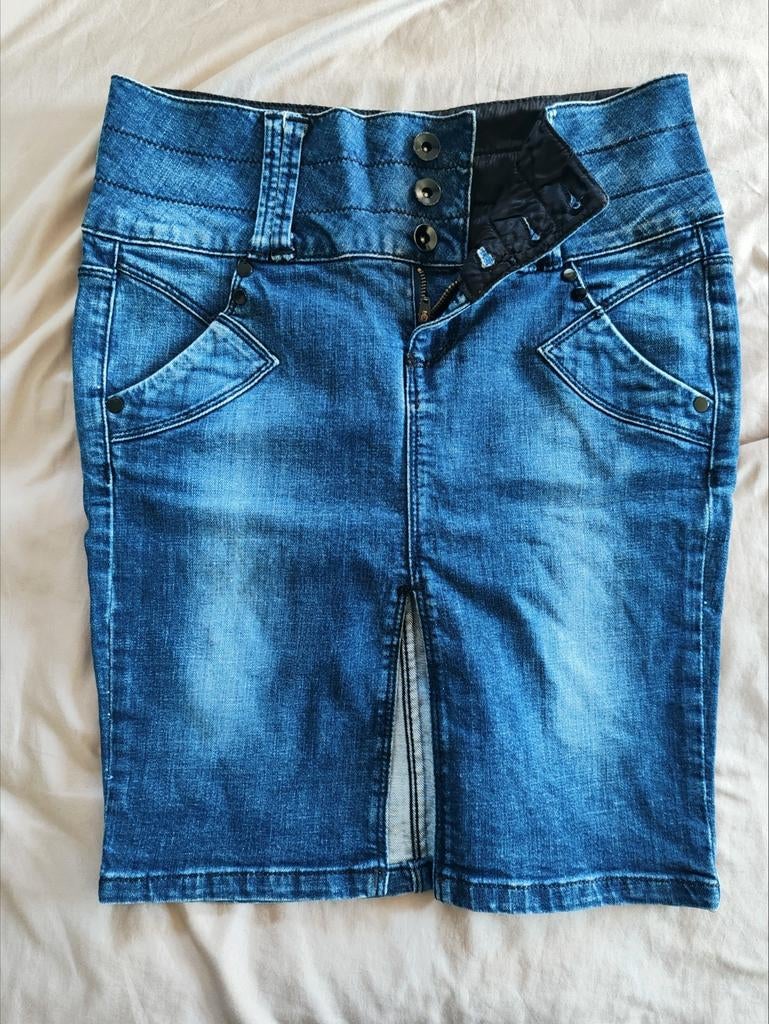 Jupe Moulante en jean vintage, Enlèvement ou Envoi, Porté