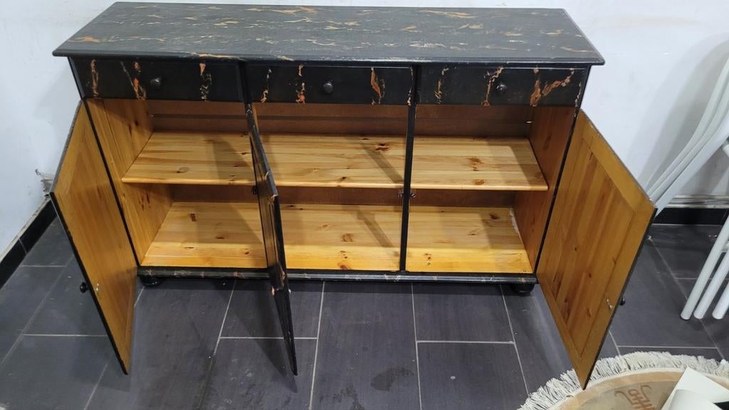 Zeer mooie commode met drie deuren en drie laden Dimen, Ophalen of Verzenden, Zo goed als nieuw