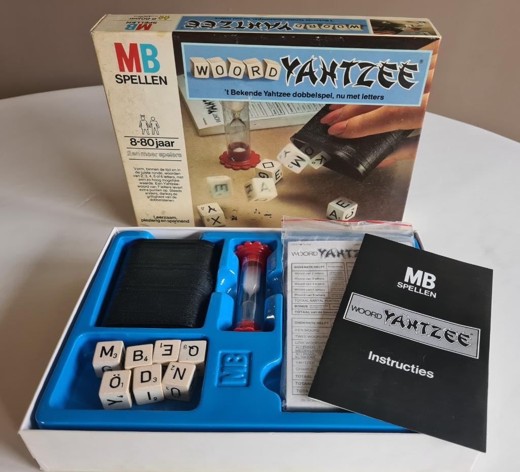 Woord Yahtzee van 'MB', Hobby en Vrije tijd, Gezelschapsspellen | Overige, Zo goed als nieuw, Een of twee spelers, Drie of vier spelers