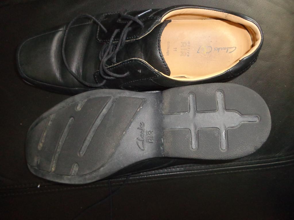 Chaussures de ville 46 noires Clarks, Vêtements | Hommes, Chaussures, Enlèvement ou Envoi, Porté, Noir, Chaussures à lacets