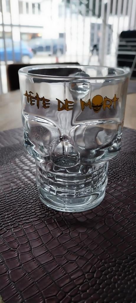 2 bierglazen Tete de mort, Enlèvement, Neuf
