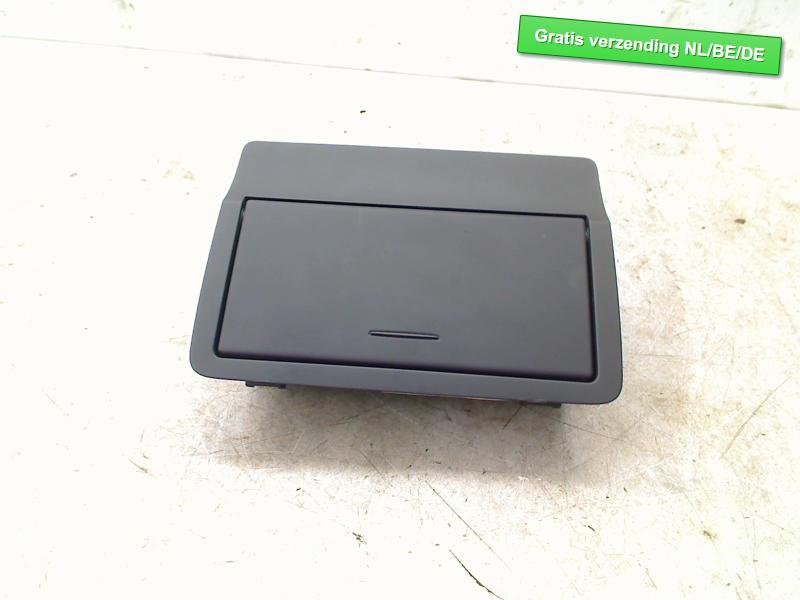 ECRAN GPS Audi A1 Sportback (8XA / 8XF) (8X0857273B), Autos : Pièces & Accessoires, Dhr. R. de Gouw, Audi, Utilisé, De Bloemendaal 21 21
5221 EB  'S HERTOGENBOSCH, NL