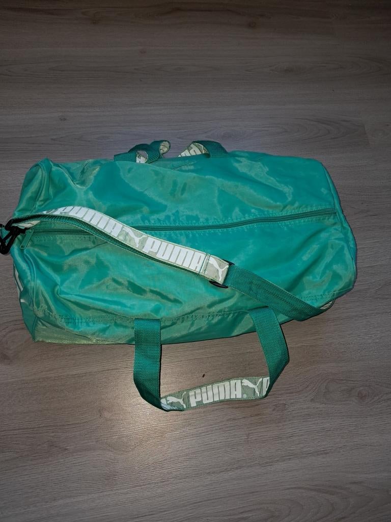 Tas van  Adidas  van man, Ophalen