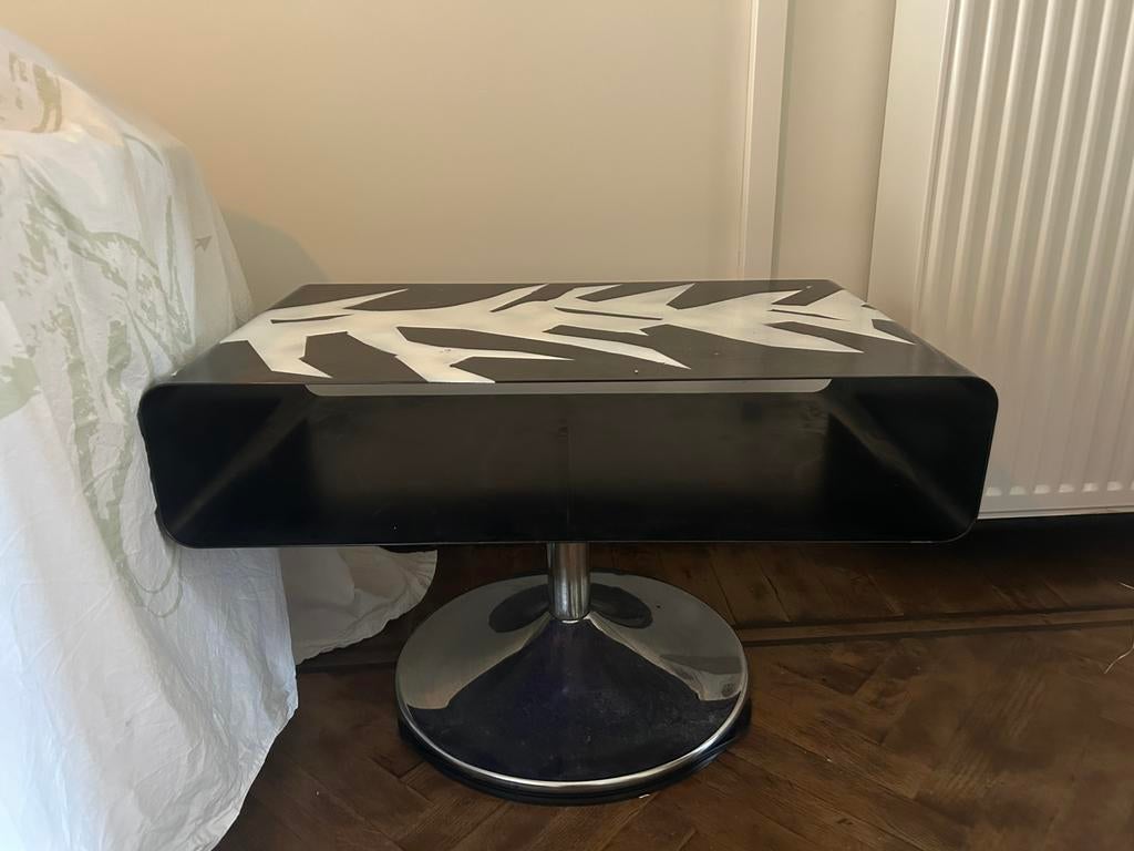 Retro bijzettafel metaal ronde voet, Retro 70's, Gebruikt, Metaal of Aluminium, 55 tot 75 cm