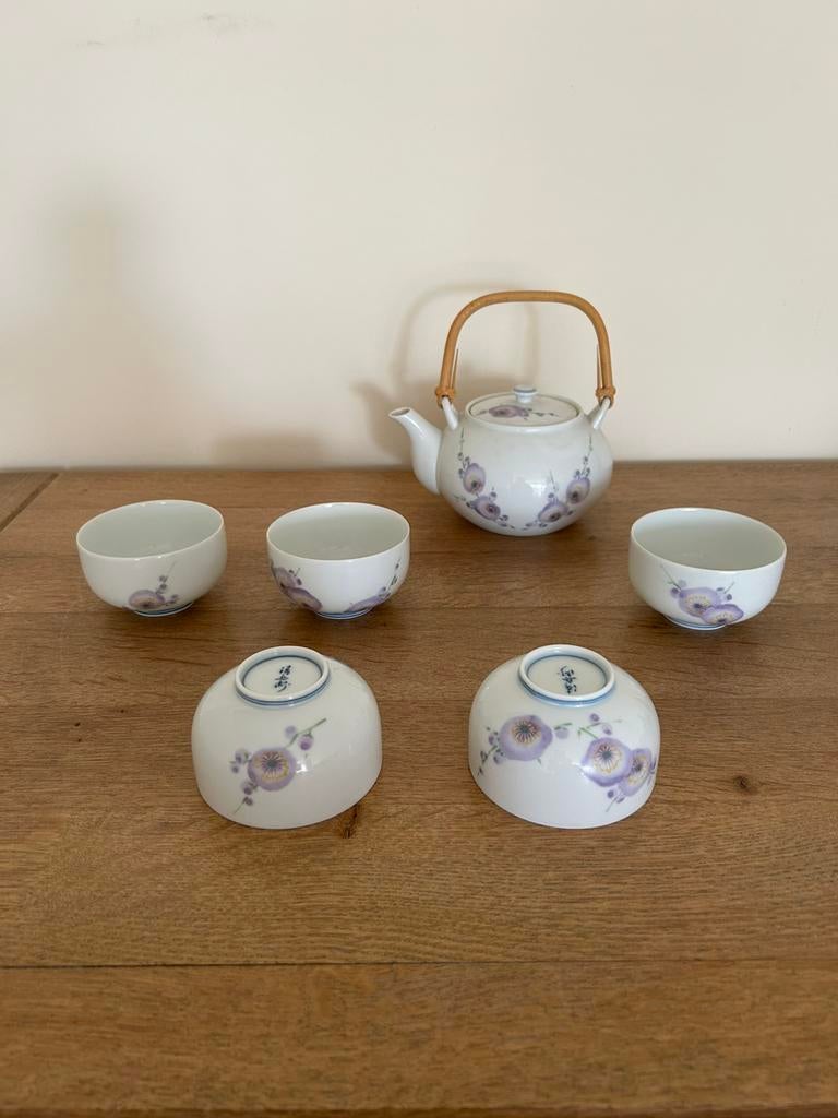 Mooi Japans theeservies, Ophalen