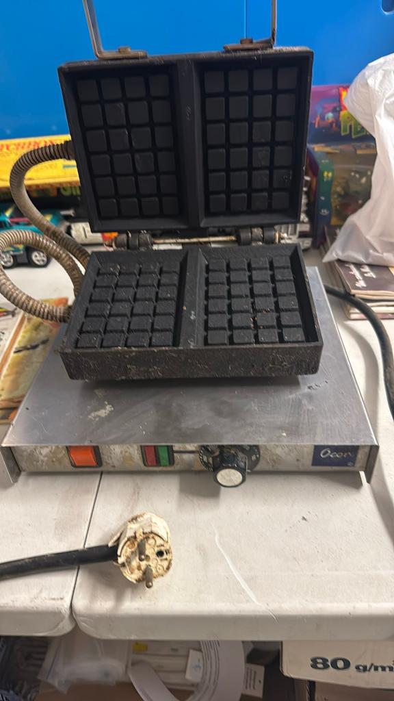 Gaufrier, Enlèvement, Comme neuf