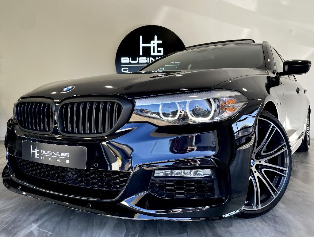 BMW 520 iA/ TOURING/ PACK M/ TOIT PANO/ ATTELAGE/ LED/ GPS, Autos, Entreprise, Alcantara, Noir, 5 portes