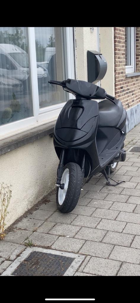 Peugeot vivacity, Fietsen en Brommers, Ophalen, Klasse B (45 km/u), Zo goed als nieuw