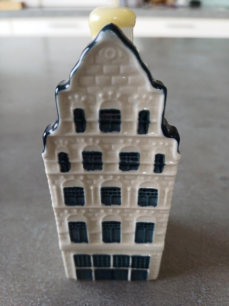 Delfts Blauw miniatuur KLM huisje nummer 41., Verzamelen, Ophalen of Verzenden, Nieuw