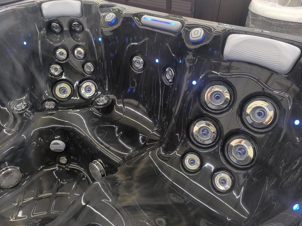 Wellis palermo jacuzzi, Tuin en Terras, Zwembad-toebehoren, Zo goed als nieuw, Ophalen of Verzenden