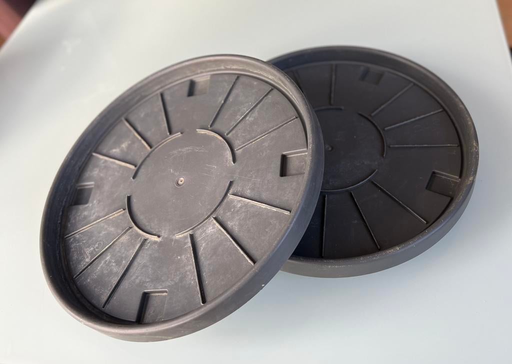 Deux soucoupes pour pots de fleurs Elho, Jardin & Terrasse, Enlèvement ou Envoi