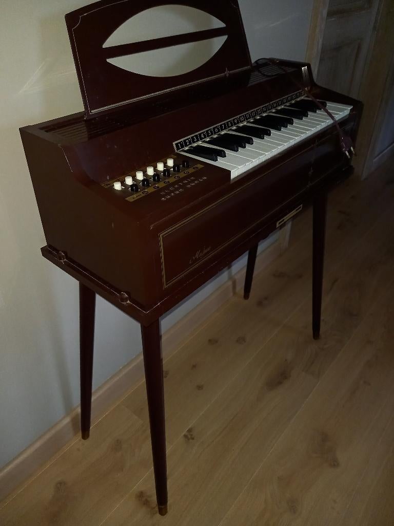 Elektrich orgel MAGNUS, Ophalen, Gebruikt, 1 klavier, Orgel