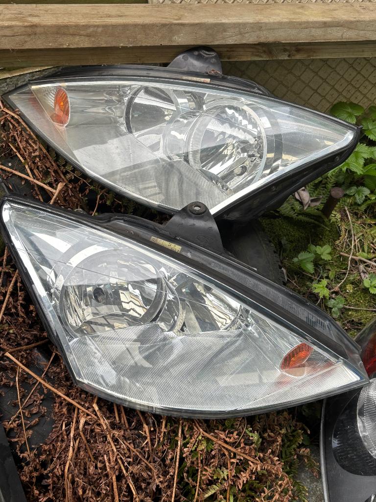 Autolichten ford focus, Auto's, Focus, Break, 5 deurs, Particulier