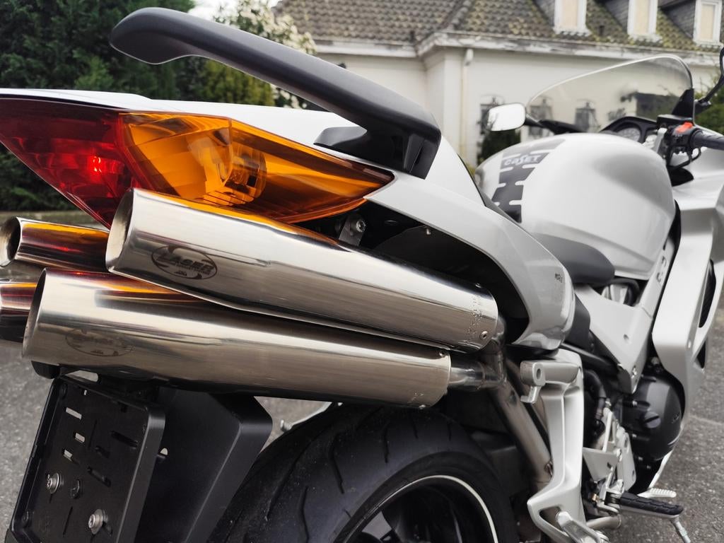 Schowroomstaat Honda VFR vtec 800 4 demper Lazer exhaust - foto 3