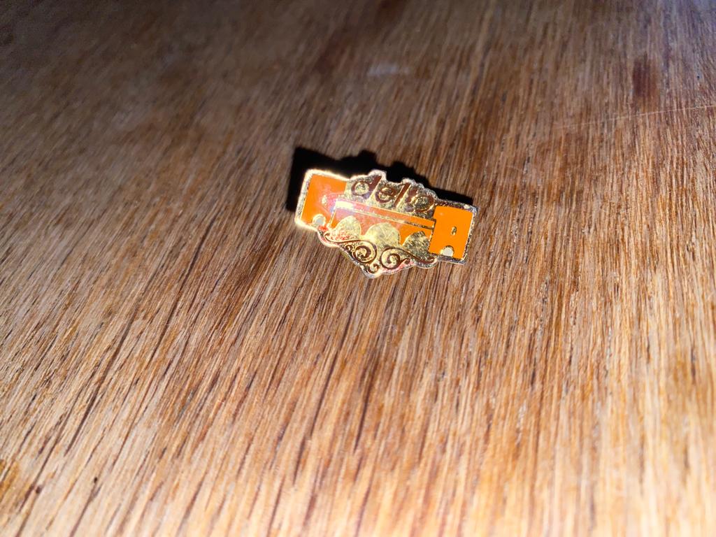 Pin’s Delto vintage Collector ‘90s TB état, Collections, Envoi, Utilisé, Marque, Insigne ou Pin's