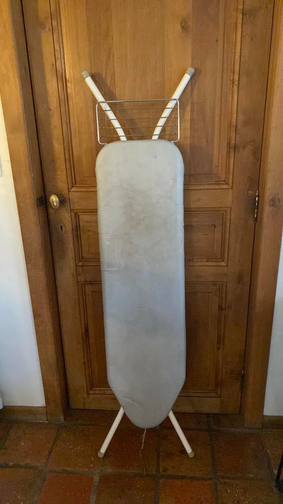 Strijkplank, Elektronische apparatuur, Strijkijzers en Strijkplanken, Ophalen, Gebruikt