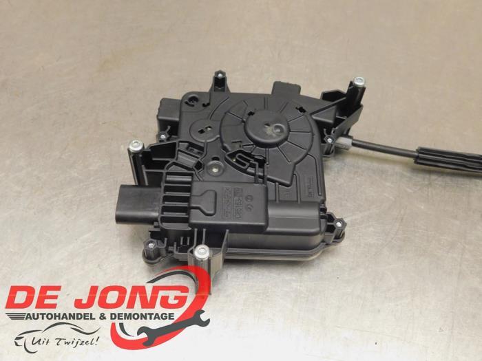 Porte coulissante commutateur d'un Volkswagen Multivan T7, Volkswagen, -, 3 mois de garantie, Utilisé