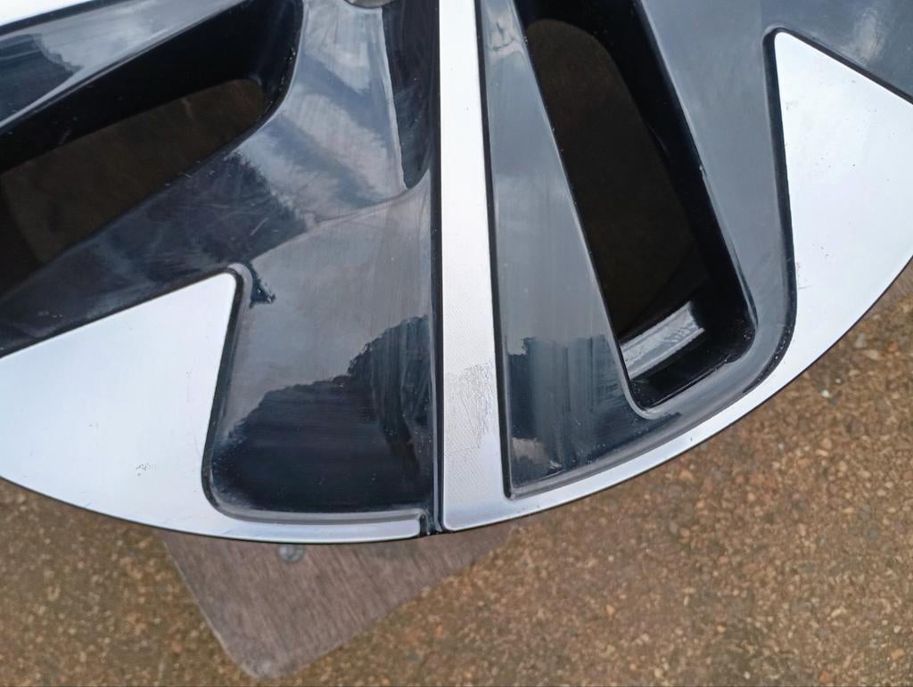 Jante 19 pouces VW id7 14b601025b, Enlèvement