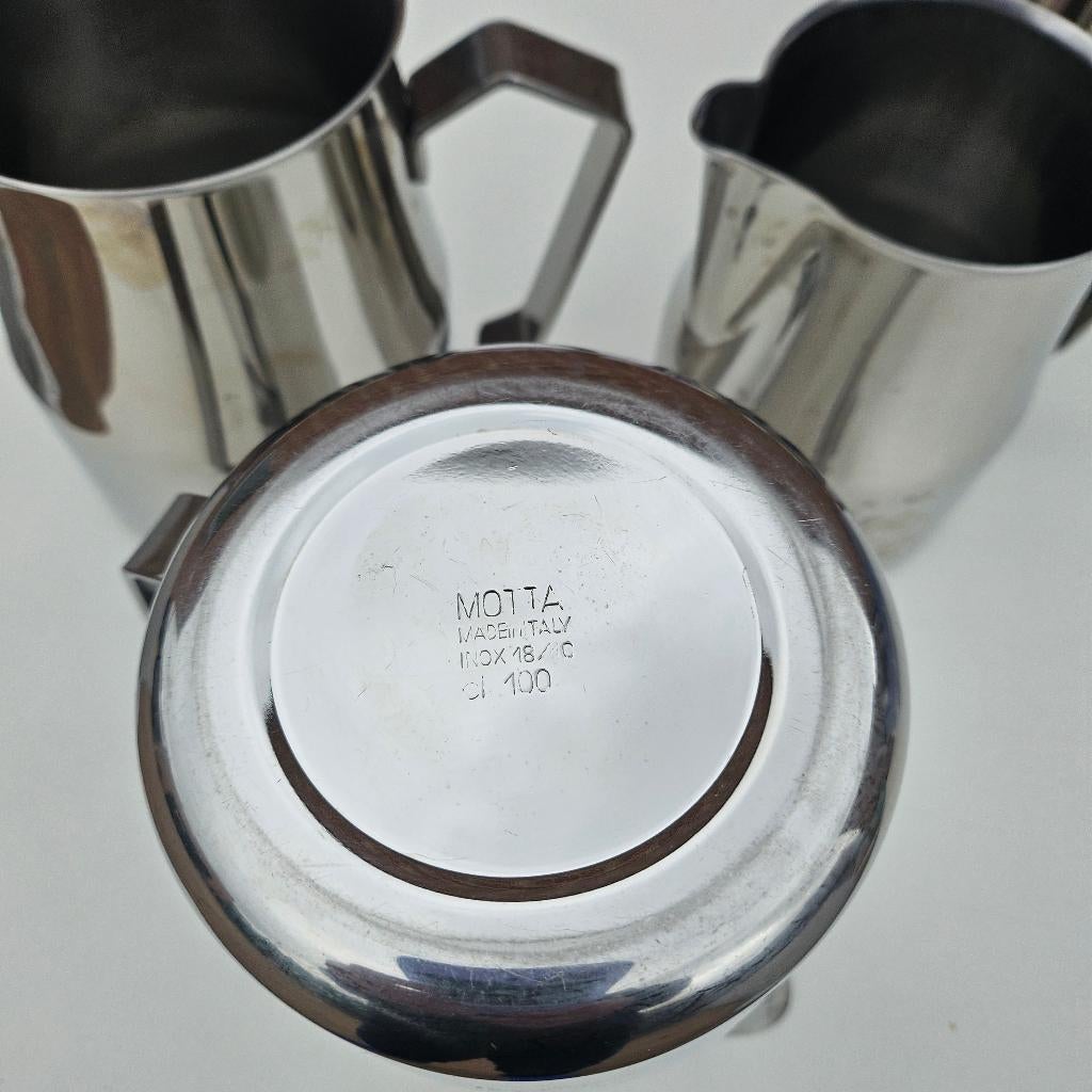 MOTTA MELKBEKERS 0.75 L   EN 1 L, Ophalen, Zo goed als nieuw