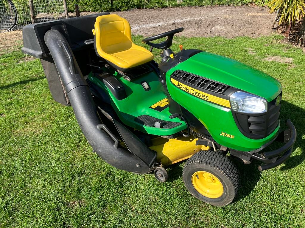 John Deere X165, Jardin & Terrasse, Tondeuses autoportées, Enlèvement, Utilisé, Démarrage électrique, 120 cm ou plus