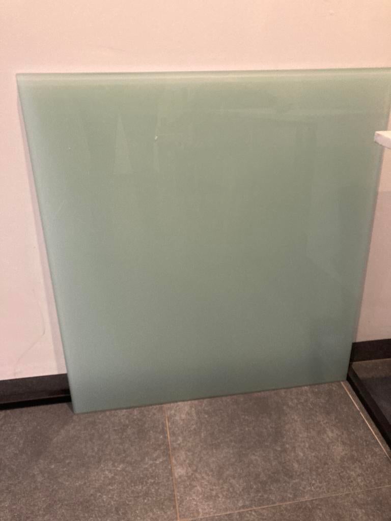 Glazen tafelbladen, Enlèvement, Utilisé