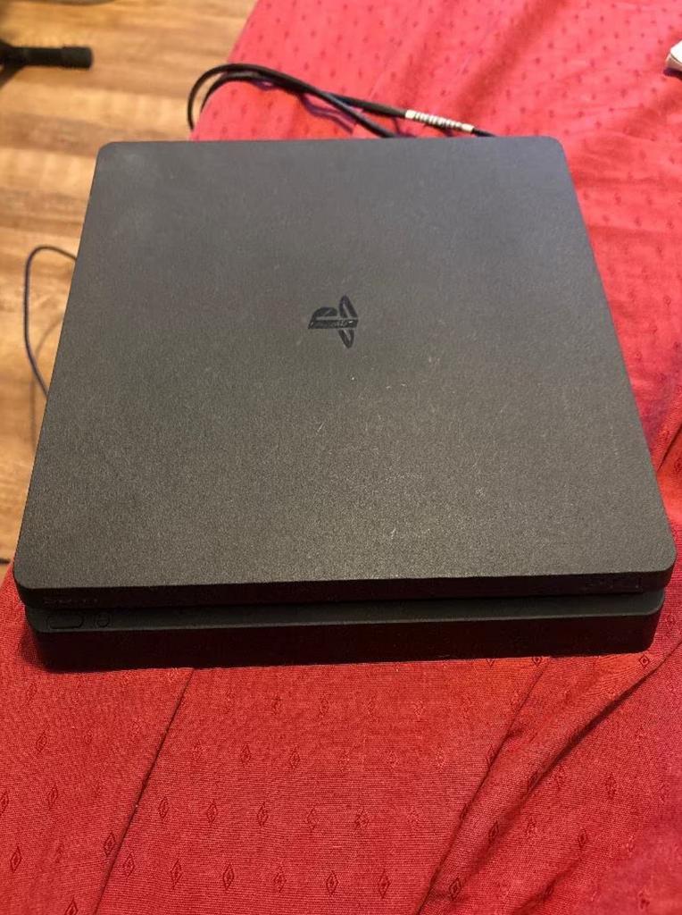 Pps 4, Games en Spelcomputers, Ophalen of Verzenden, Zo goed als nieuw, 500 GB, Slim