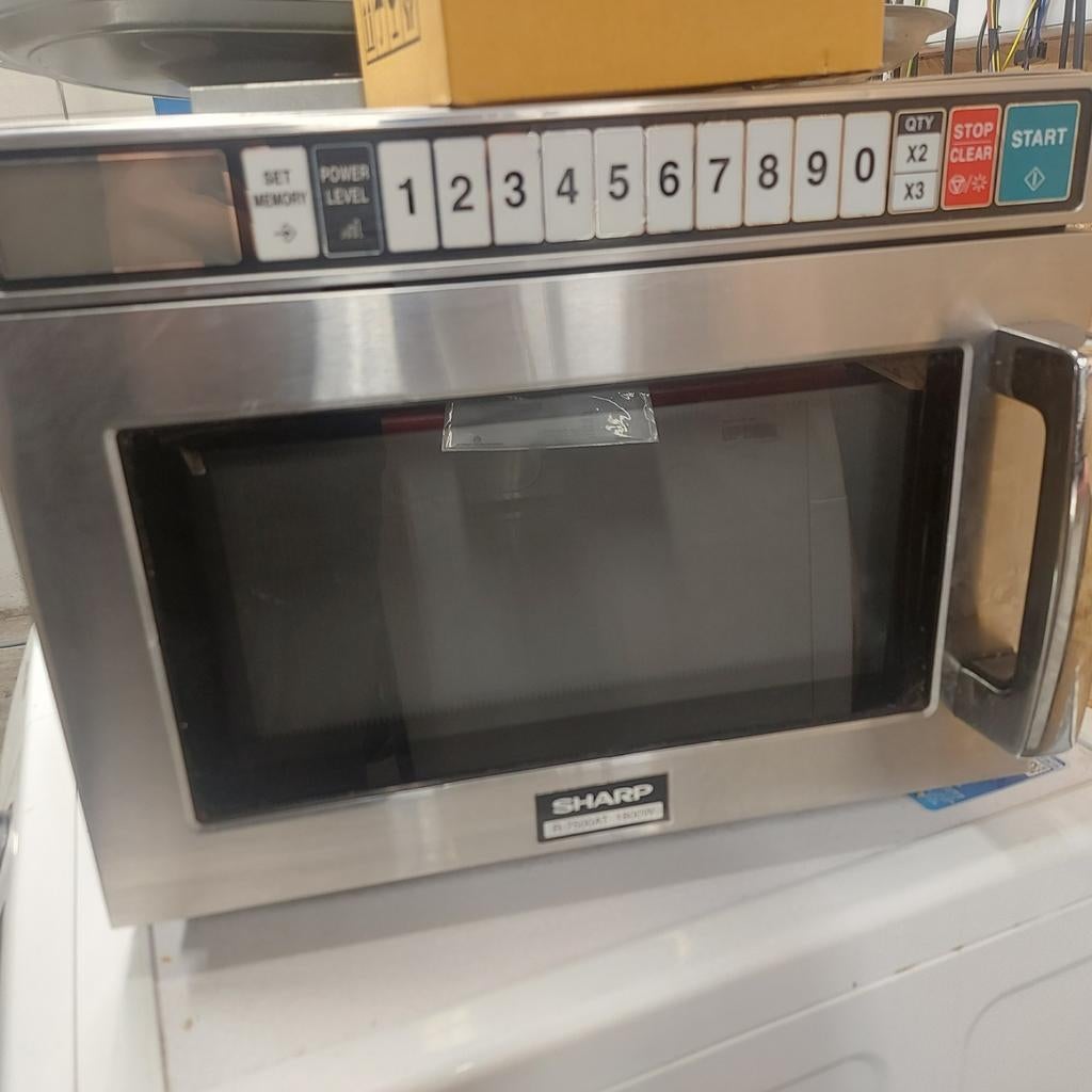 Sharp professionele magnetron, Elektronische apparatuur, Microgolfovens, Ophalen