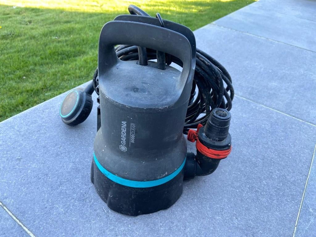 Gardena Dompelpomp 9000 CLEAR, Tuin en Terras, Ophalen, Gebruikt, Elektrisch, Dompelpomp