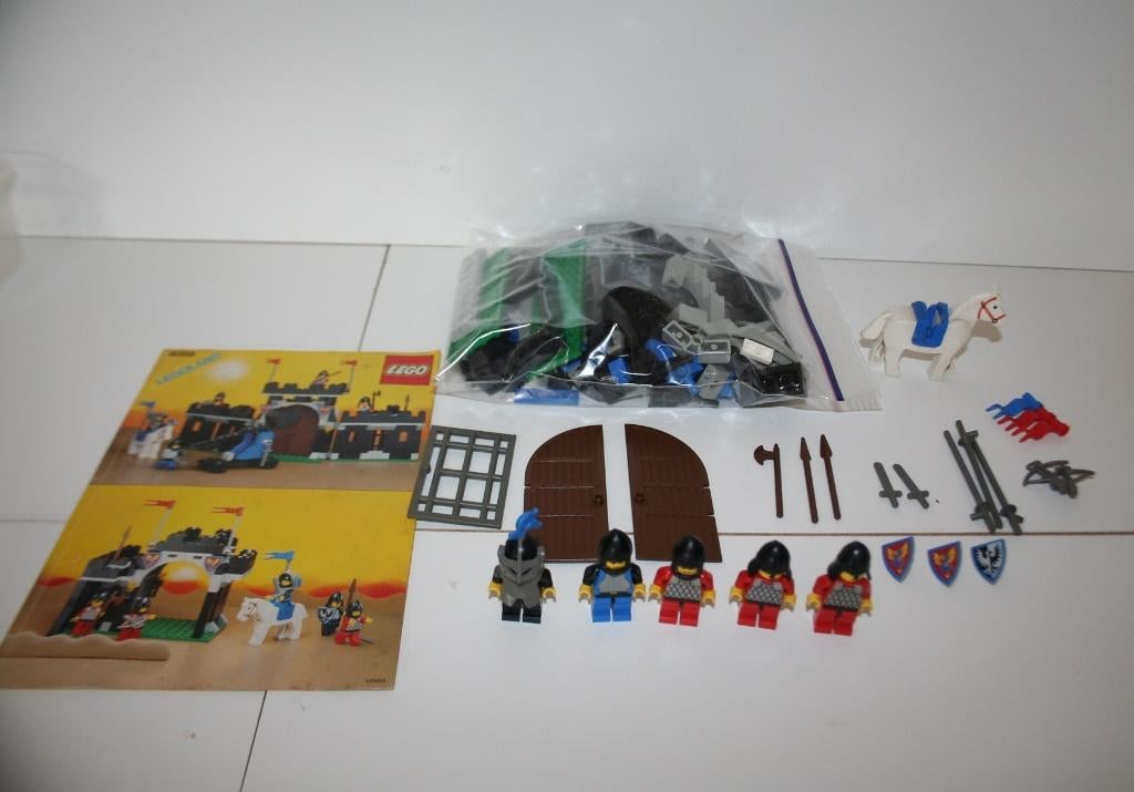 Lego castle 6059 Black Knights Knight's Stronghold, Kinderen en Baby's, Speelgoed | Duplo en Lego, Lego, Ophalen